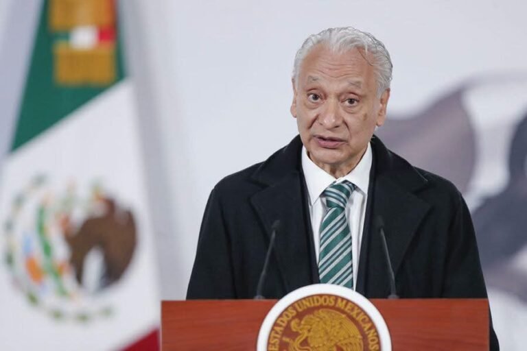 Detienen en la Ciudad de México a Víctor Rodríguez Padilla, exdirector de Pemex