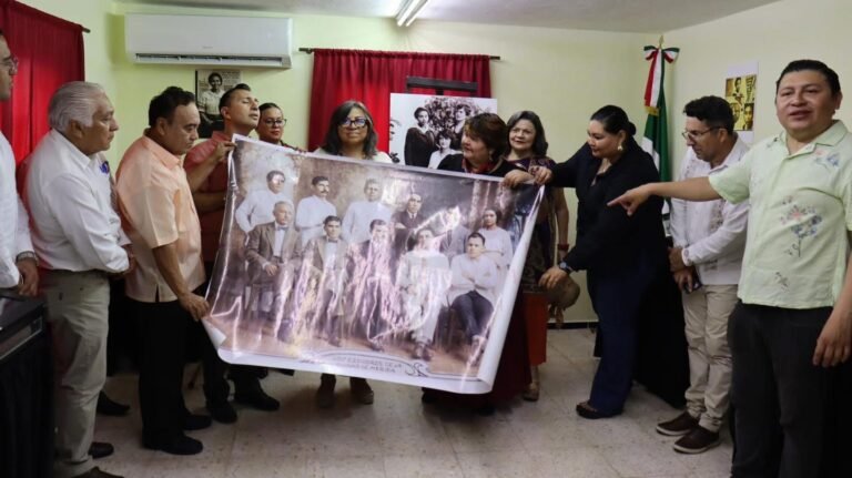 Rinden homenaje a Rosa Torre González con muestra histórica en el Archivo General de Yucatán