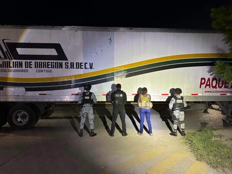 Investiga FGR presunto robo de cargamento de cerveza; aseguran más de 31 mil latas y detienen a un hombre